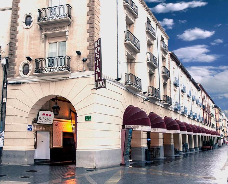 הואסקה Hostal Rugaca מראה חיצוני תמונה