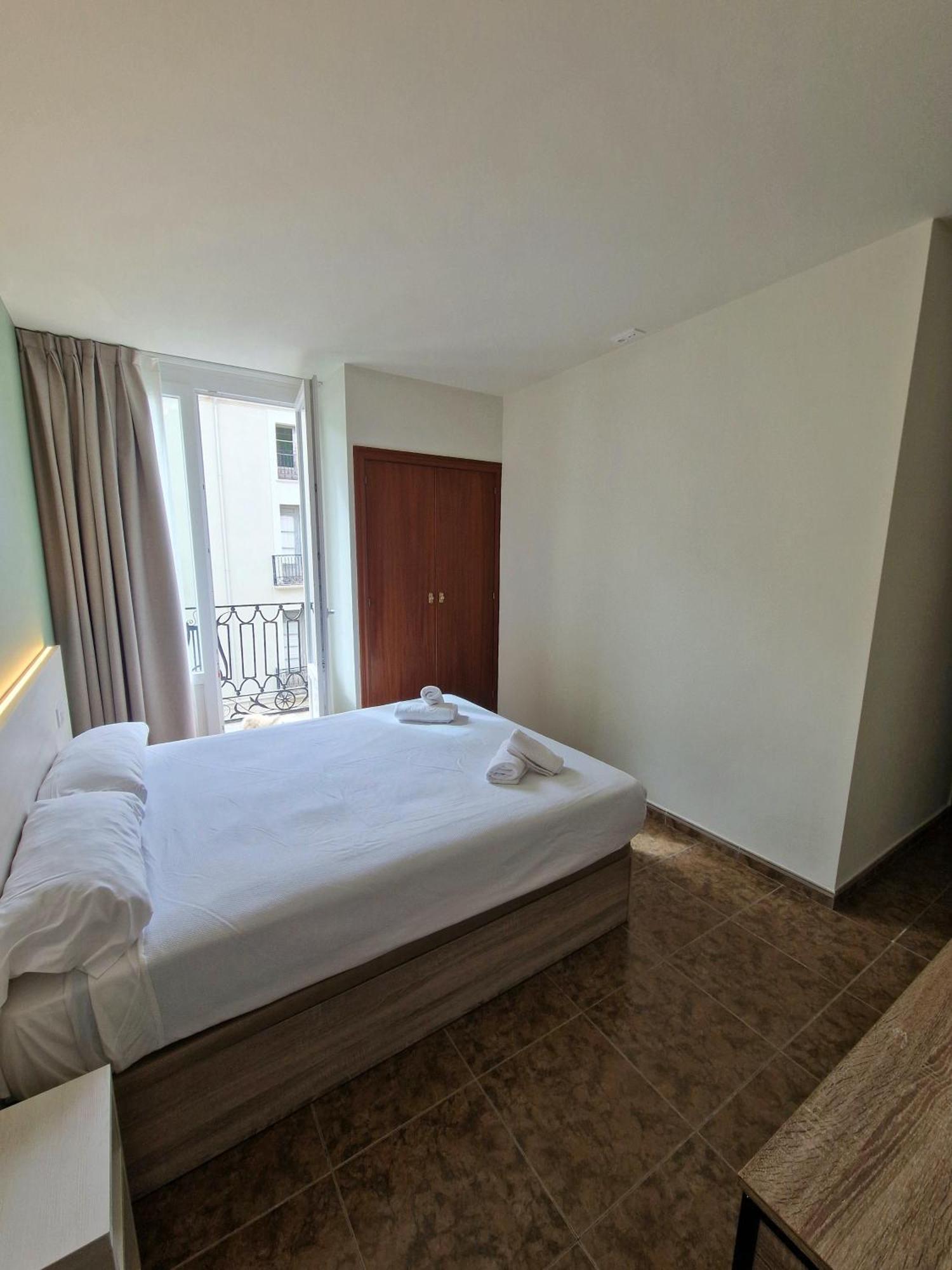 הואסקה Hostal Rugaca מראה חיצוני תמונה