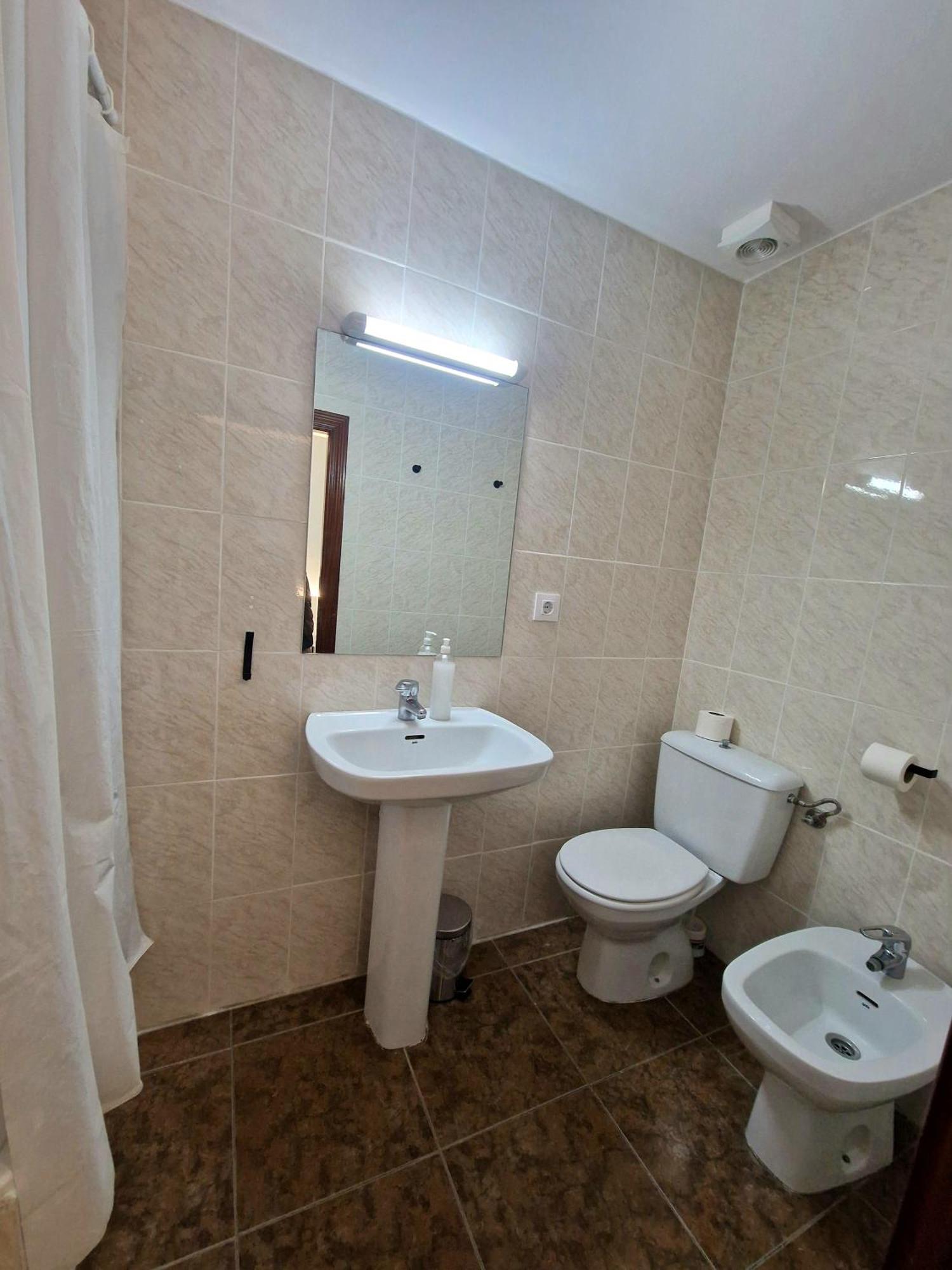 הואסקה Hostal Rugaca מראה חיצוני תמונה