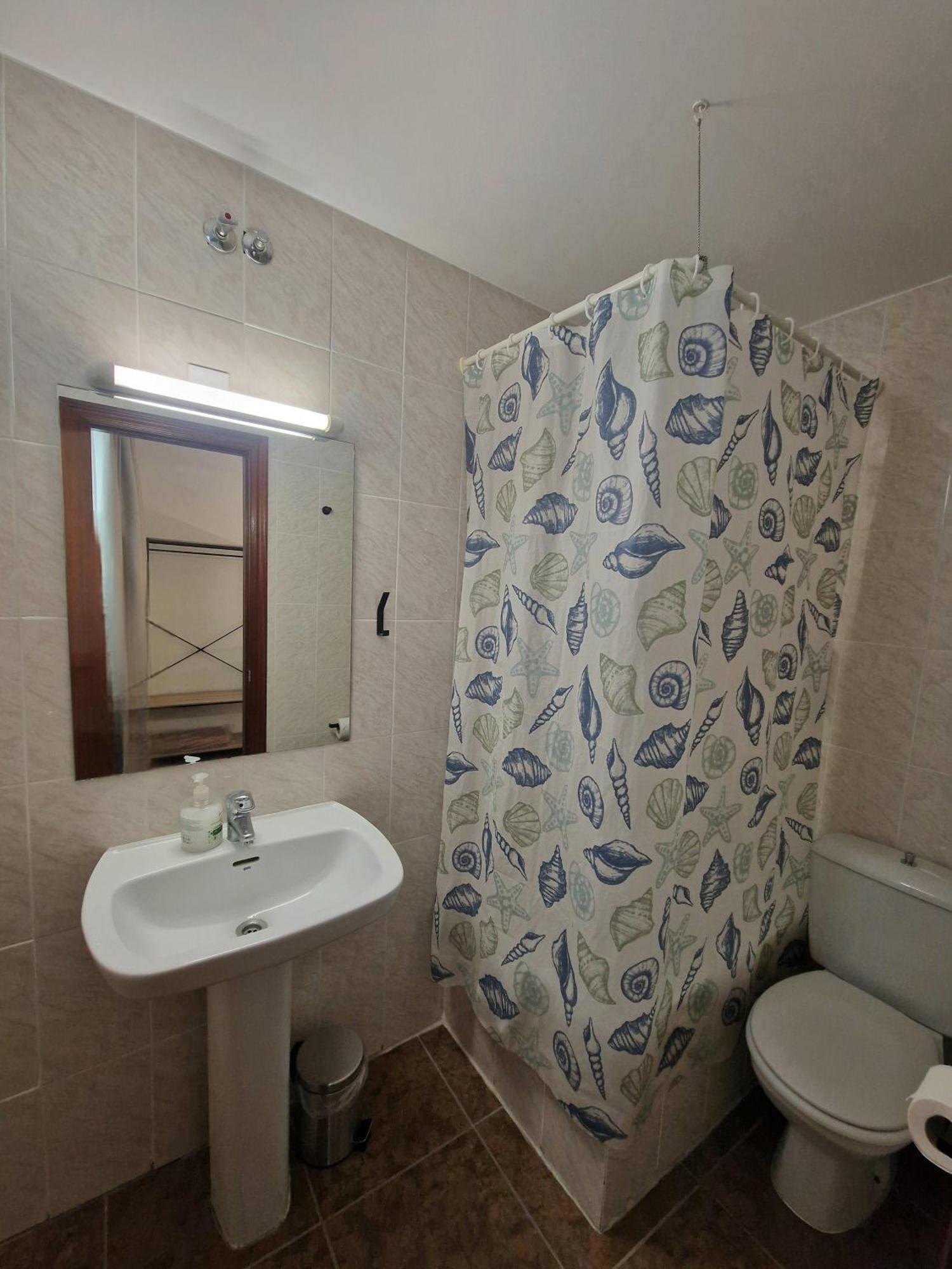 הואסקה Hostal Rugaca מראה חיצוני תמונה